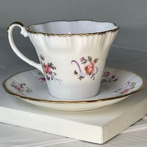 VTG Salisbury pink rose bone China teacup & saucer